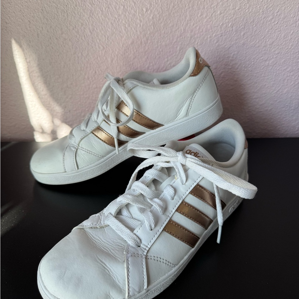 adidas Women’s White Sneakers with Metallic Rose-Gold Stripes